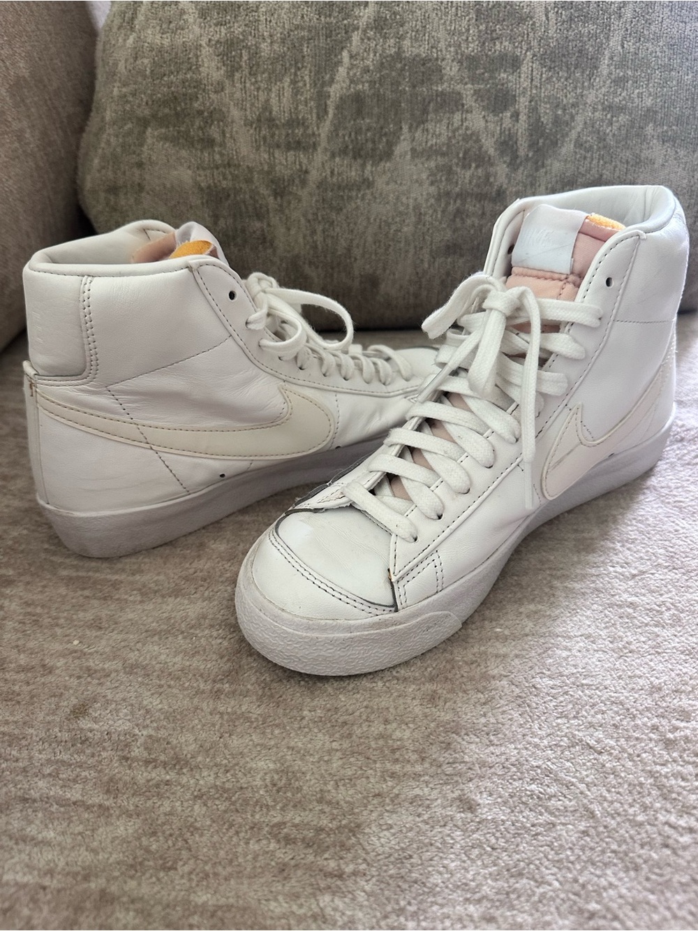 Nike White High-Top Blazers Leather Sneakers with yellow Accent